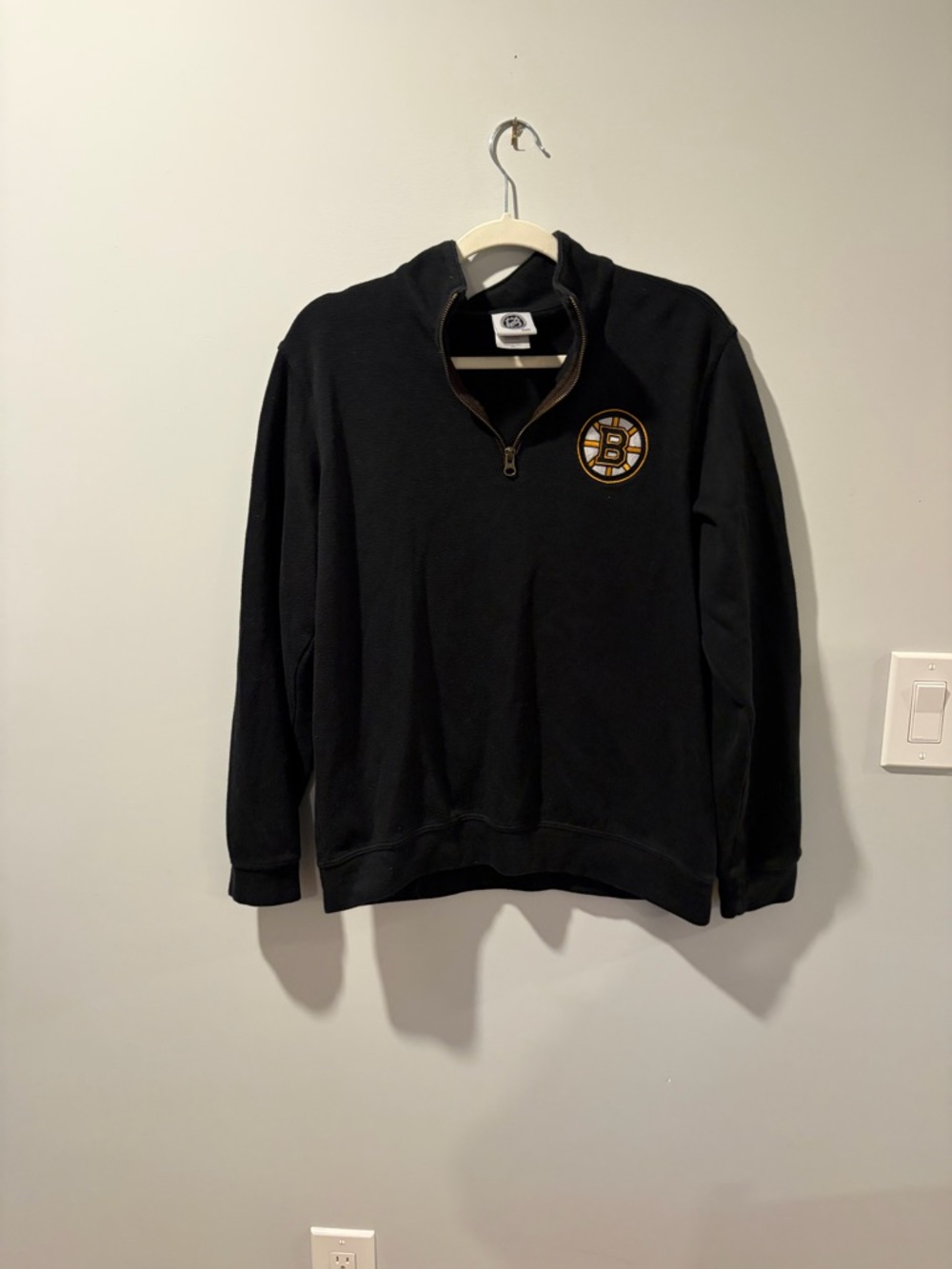 Boston Bruins Black 1/4 Zip Sweatshirt
